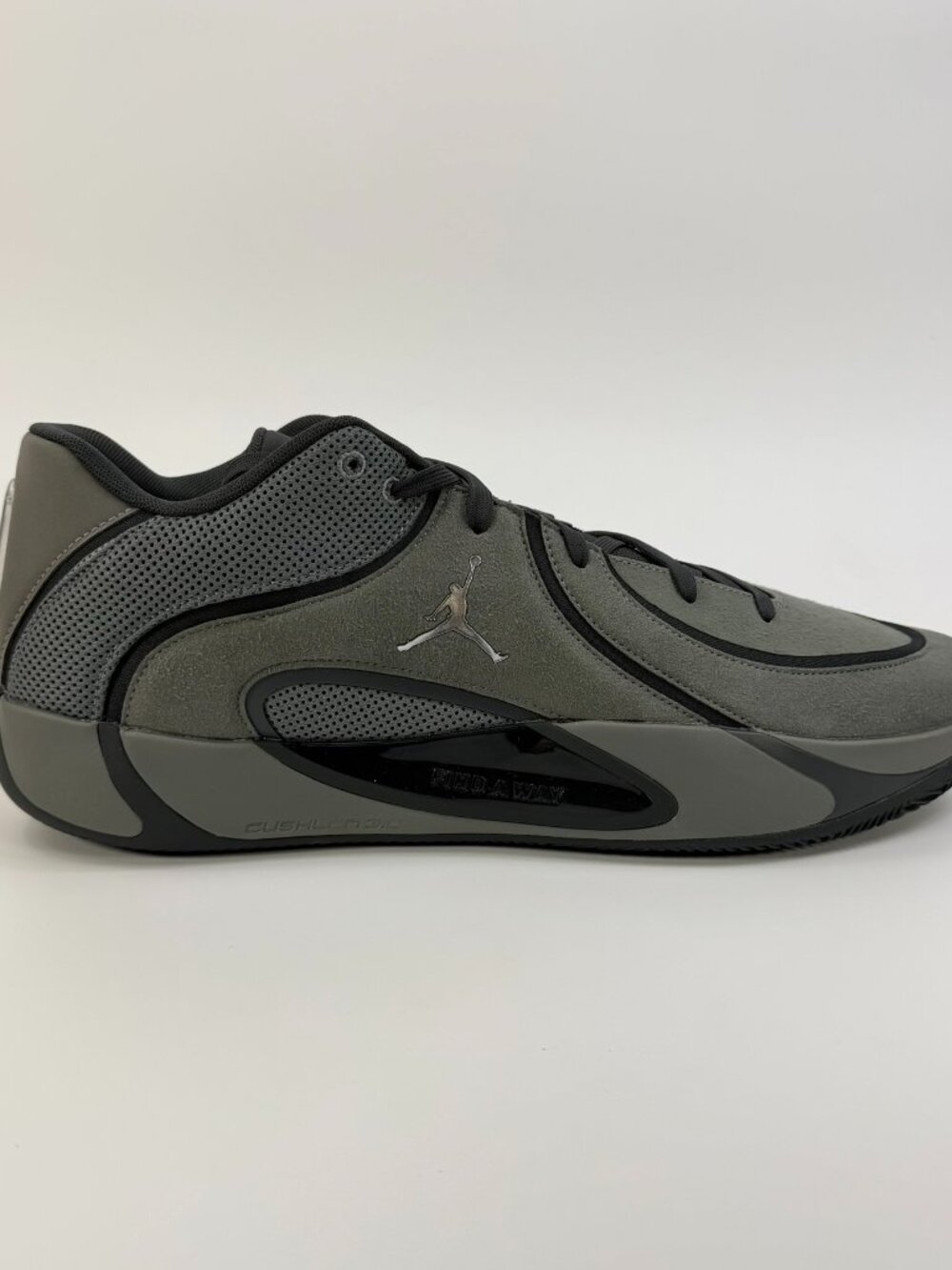 Air Jordan Tatum 4 'Smoke Grey' HQ4614-002 Basketball size 18